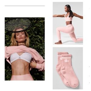 ALO Yoga Pink Activewear Set